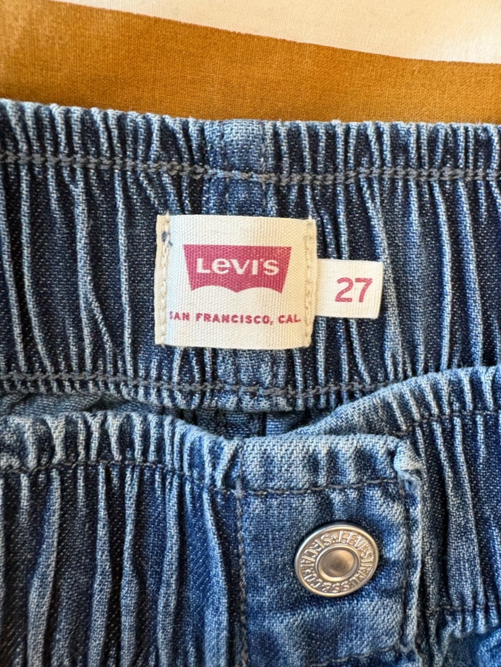 Levi's Blue Button-Front Denim Skirt - Picture 2 of 8
